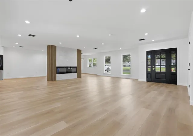 5th image of 4829 Willowbend Blvd, Houston, TX 77035 | MLS# 34181697
