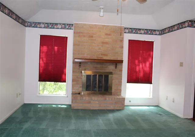 Photo 4 of Single family home for sale at 13322 Queensride Ln, Houston, TX 77070 | MLS# 66120416 | Listing updated on 2026-08-29