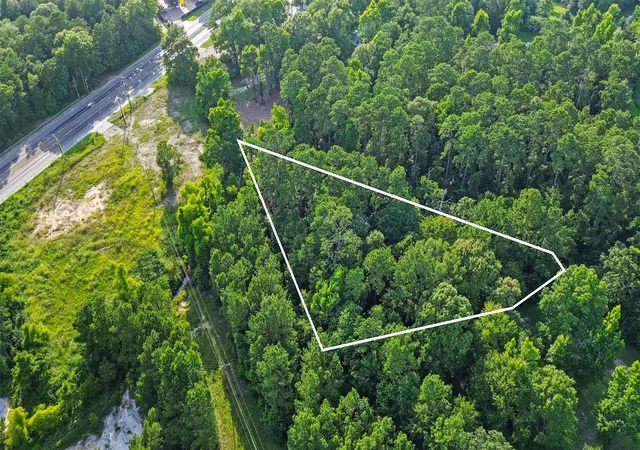 Photo 2 of Land for sale at 0 Broken Arrow, Onalaska, TX 77360 | MLS# 57831482 | Listing updated on 2026-08-12