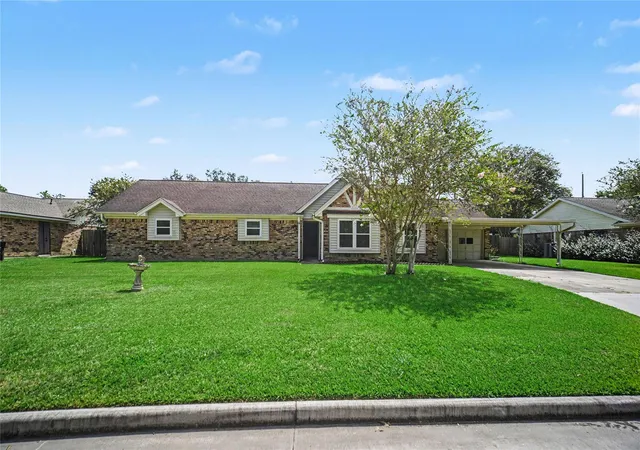 1st image of 1909 Adams St, Alvin, TX 77511 | MLS# 23084962