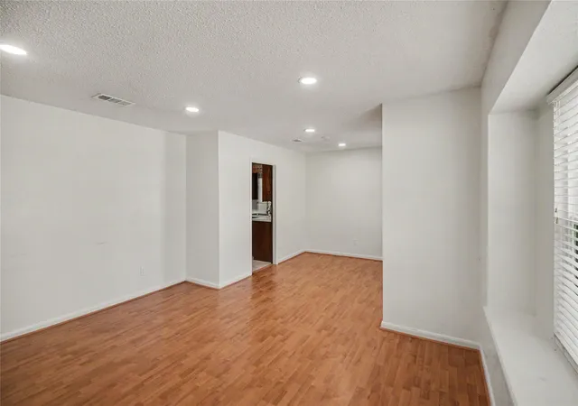 5th image of 1909 Adams St, Alvin, TX 77511 | MLS# 23084962