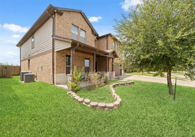 Photo 3 of Single family home for sale at 18215 Tenasserim Pine Tr, Richmond, TX 77407 | MLS# 55707073 | Listing updated on 2026-08-30