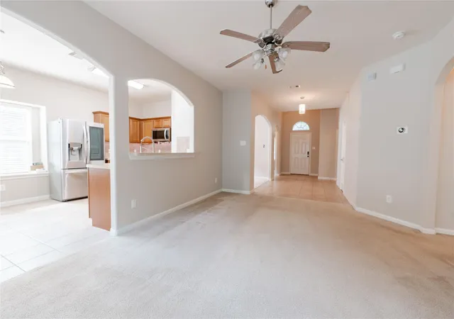 Photo 3 of Sale Pending at 1004 Summer Wood Blvd, Conroe, TX 77303 | MLS# 70919806 | Listing updated on 2026-09-10