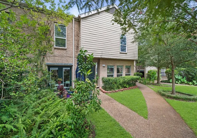 2nd image of 2100 Tanglewilde St #373, Houston, TX 77063 | MLS# 13845473