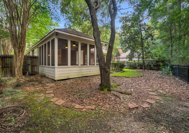 33rd image of 67 E Sterling Pond Cir, Spring, TX 77382 | MLS# 72452003