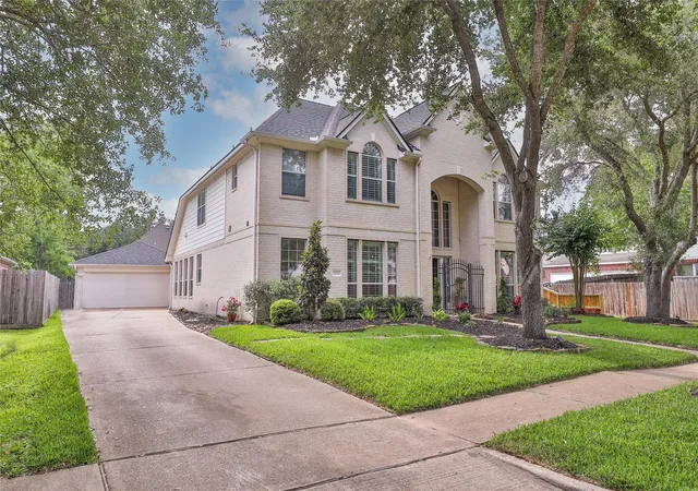 Photo 2 of Single family home for sale at 3231 Oak Bough, Missouri City, TX 77459 | MLS# 97825892 | Listing updated on 2026-09-20
