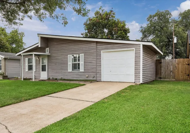 1st image of 3807 Ramsey Dr, Pasadena, TX 77503 | MLS# 69597155