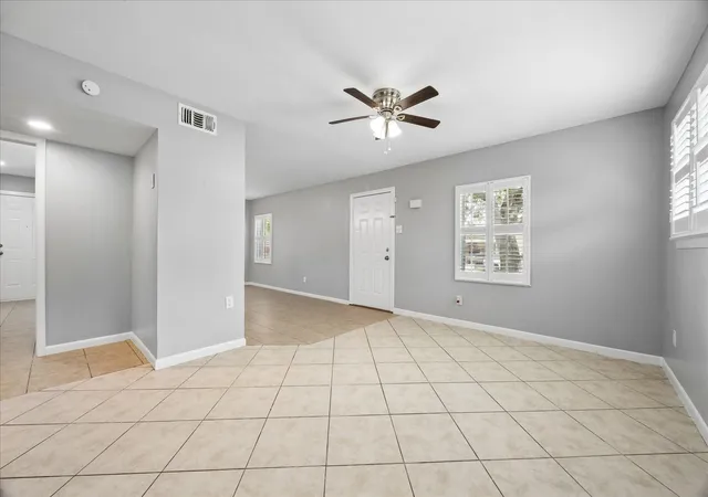 5th image of 3807 Ramsey Dr, Pasadena, TX 77503 | MLS# 69597155