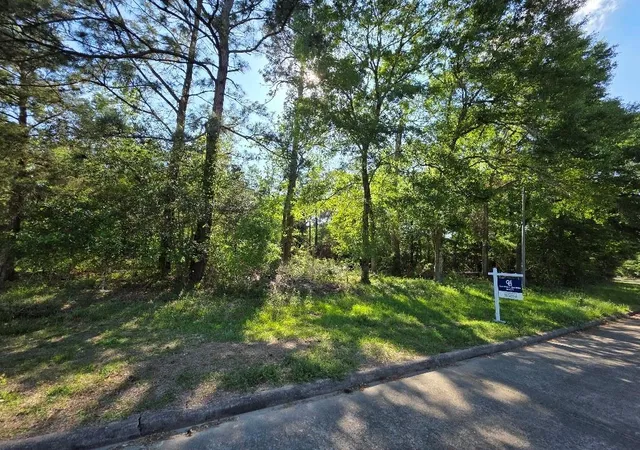 Photo 1 of Land for sale at 0 Farmcreek Dr, Huffman, TX 77336 | MLS# 39710819 | Listing updated on 2026-08-10