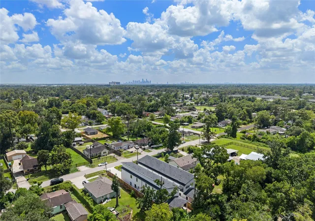 41st image of 7321 Laura Koppe Rd, Houston, TX 77028 | MLS# 2381266