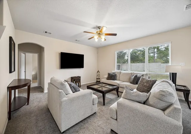 Photo 3 of Single family home for sale at 4131 Soaring Elm St, Humble, TX 77346 | MLS# 22945072 | Listing updated on 2026-09-16