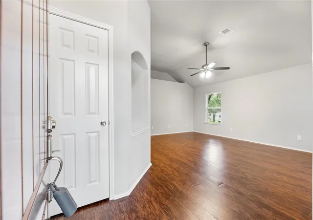Photo 3 of Single family home for sale at 17211 Timber Cliff Ct, Cypress, TX 77429 | MLS# 41530603 | Listing updated on 2026-09-15