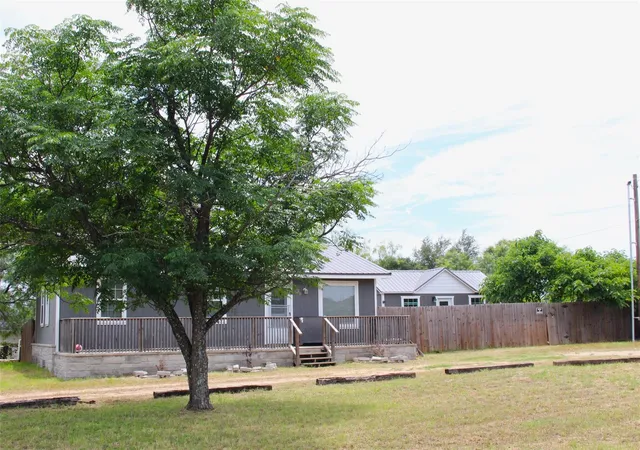 Photo 2 of Single family home for sale at 120 Belaire Dr, Granite Shoals, TX 78654 | MLS# 4940938 | Listing updated on 2026-08-13