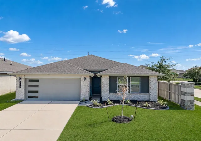 1st image of 818 Betsy Hill Dr, Rosharon, TX 77583 | MLS# 59567582
