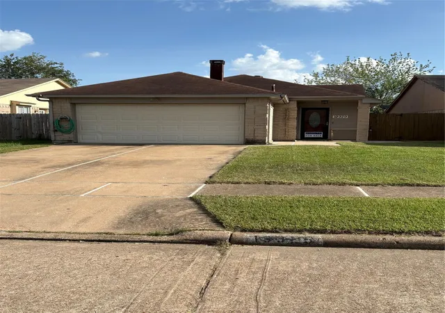 Photo 1 of Sale Pending at 19929 Mountain Dale Dr, Cypress, TX 77433 | MLS# 65793666 | Listing updated on 2026-09-11
