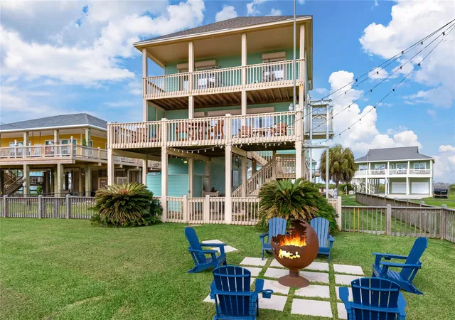 2nd image of 3228 Castle Dr, Port Bolivar, TX 77650 | MLS# 59187636