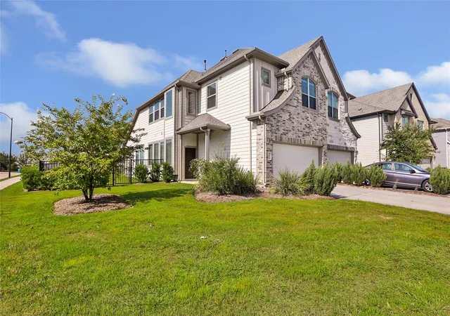 Photo 2 of Townhouse for sale at 19603 San Angelo Park Dr, Cypress, TX 77433 | MLS# 29043464 | Listing updated on 2026-08-30