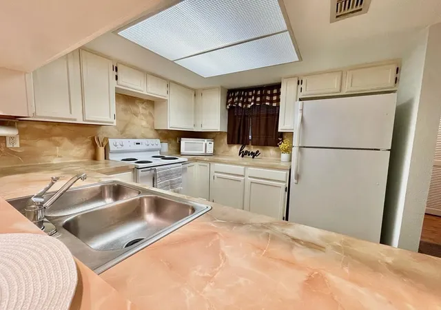 Photo 2 of Condo for sale at 14777 Wunderlich Dr #1106, Houston, TX 77069 | MLS# 89501967 | Listing updated on 2026-09-08