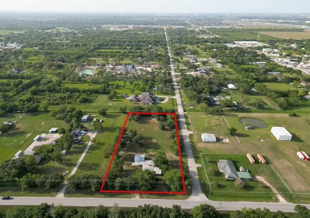 1st image of 7235 Old Massey Ranch Rd, Pearland, TX 77584 | MLS# 67130345