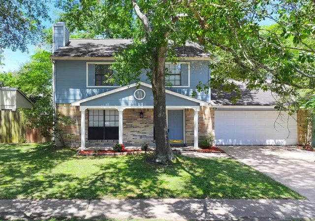 2nd image of 19915 Moonriver Dr, Humble, TX 77338 | MLS# 86757063