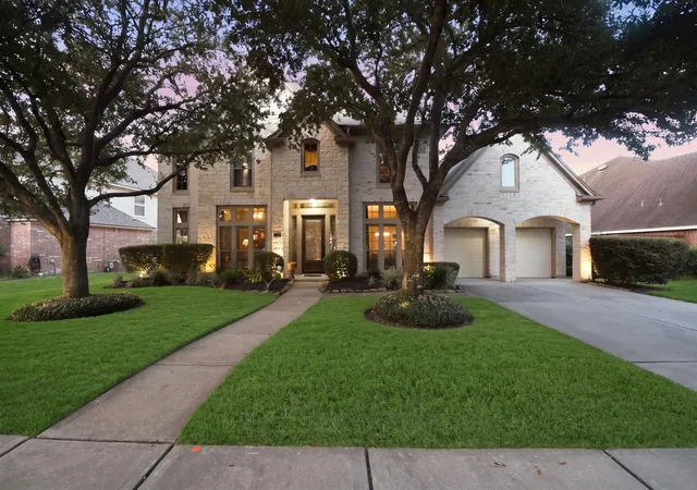 1st image of 1020 Broad Bay Ln, League City, TX 77573 | MLS# 38873030