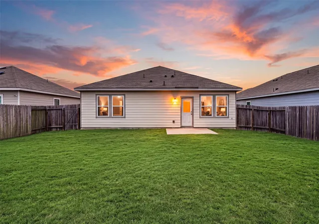 2nd image of 980 Blue Beech Ln, Brookshire, TX 77423 | MLS# 59713559