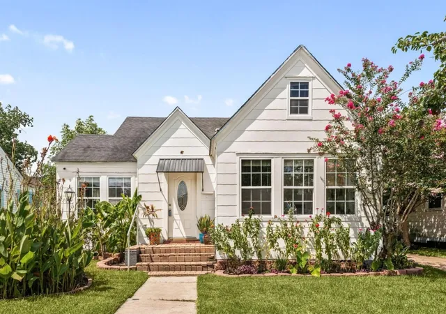 Photo 1 of Single family home for sale at 5515 Truett St, Houston, TX 77023 | MLS# 36493432 | Listing updated on 2026-09-02