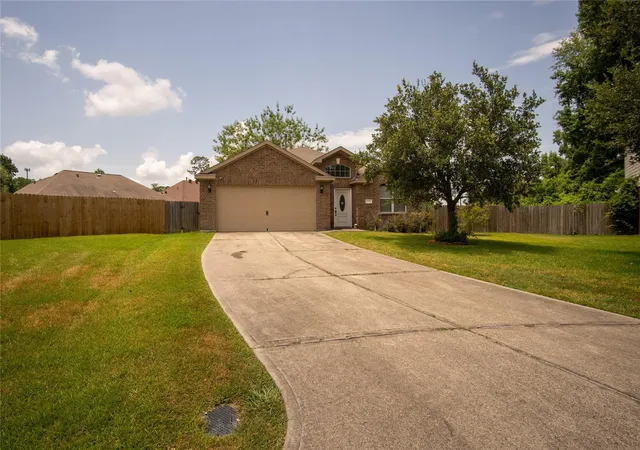 Photo 2 of Single family home for sale at 10204 Jewel Ct, Conroe, TX 77385 | MLS# 46711943 | Listing updated on 2026-09-01