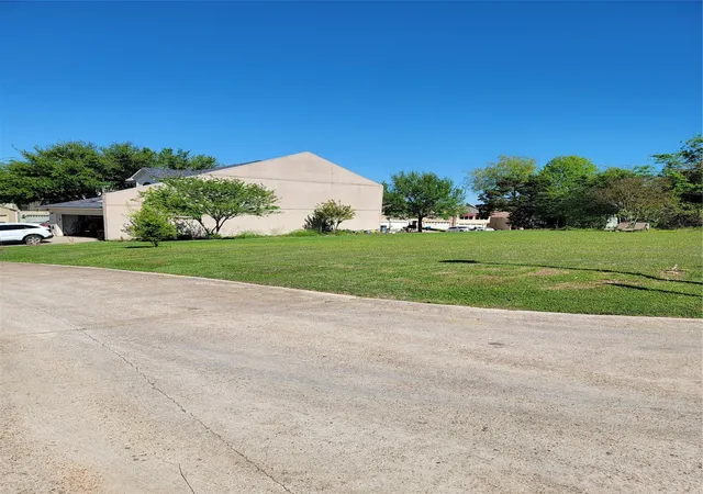 4th image of 104 Capetown Wy, Conroe, TX 77356 | MLS# 56036154