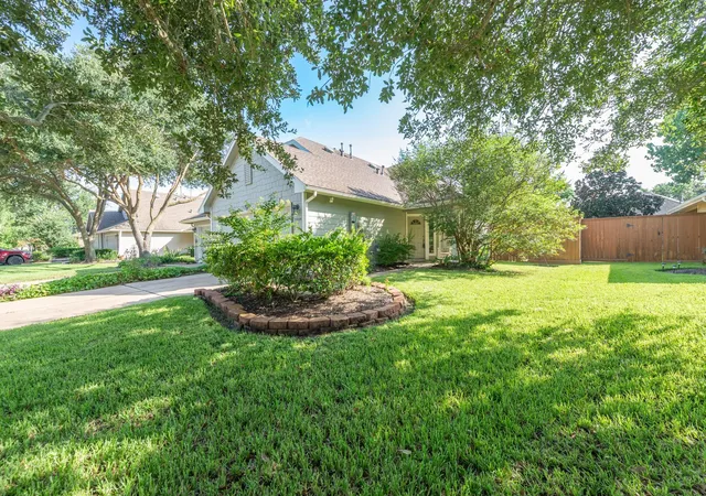 Photo 2 of Single family home for sale at 5335 Greenbrae Ln, Katy, TX 77494 | MLS# 3714997 | Listing updated on 2026-09-04