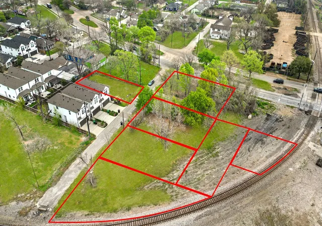 13th image of 4207, 4208, 4212, 0 Cline And Baron St, Houston, TX 77020 | MLS# 70897831