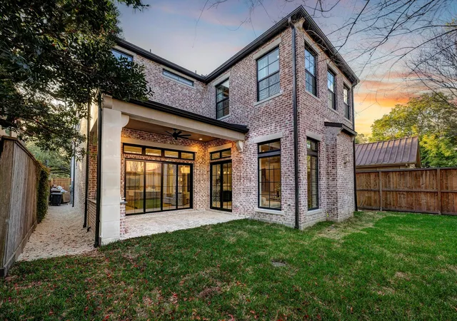 35th image of 4819 Mandell St, Houston, TX 77006 | MLS# 57113134