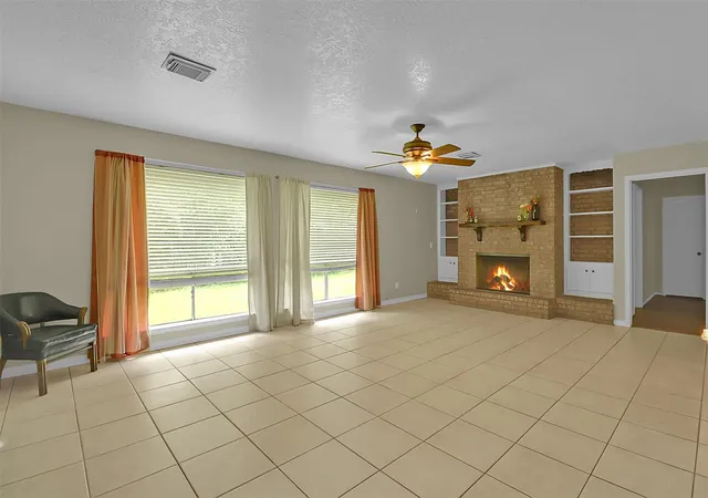 Photo 3 of Single family home for sale at 4205 Lariat Dr, Baytown, TX 77521 | MLS# 22750937 | Listing updated on 2026-09-07