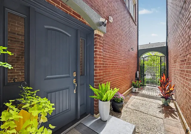 3rd image of 3612 Mulberry St, Houston, TX 77006 | MLS# 52977928