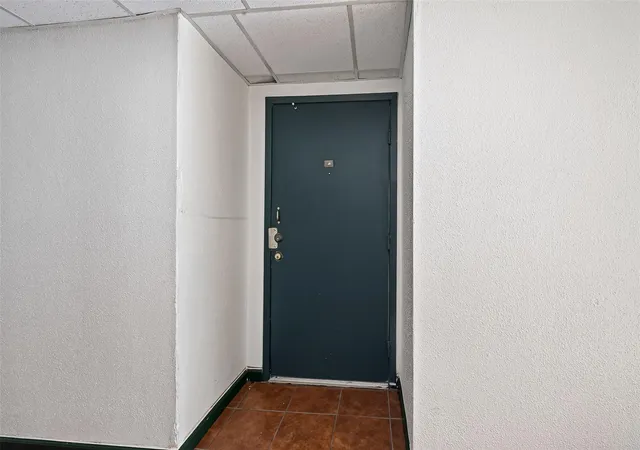 4th image of 2814 S Bartell Dr, Houston, TX 77054