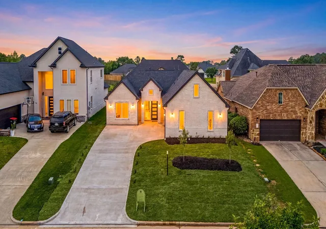 Photo 2 of Single family home for sale at 98 Camden Hills Dr, Montgomery, TX 77356 | MLS# 17570295 | Listing updated on 2026-09-19