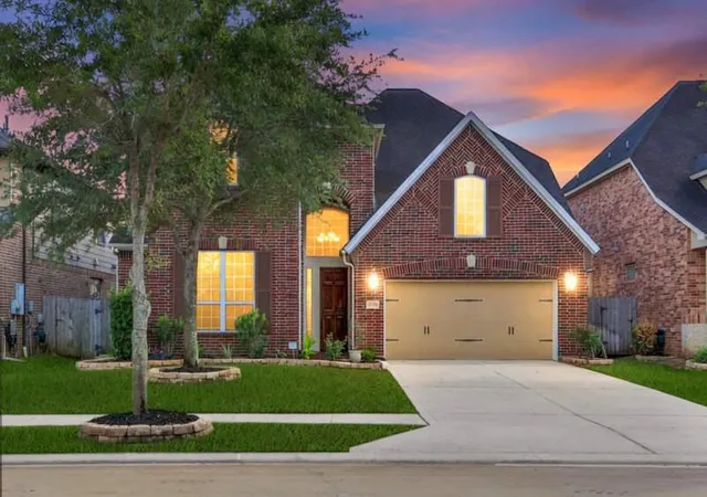 Photo 1 of Sale Pending at 6718 Sotoria Ln, Sugar Land, TX 77479 | MLS# 62904197 | Listing updated on 2026-10-02