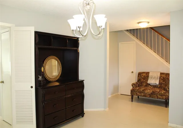 4th image of 3118 Flintwood Dr, Sugar Land, TX 77479 | MLS# 74010037