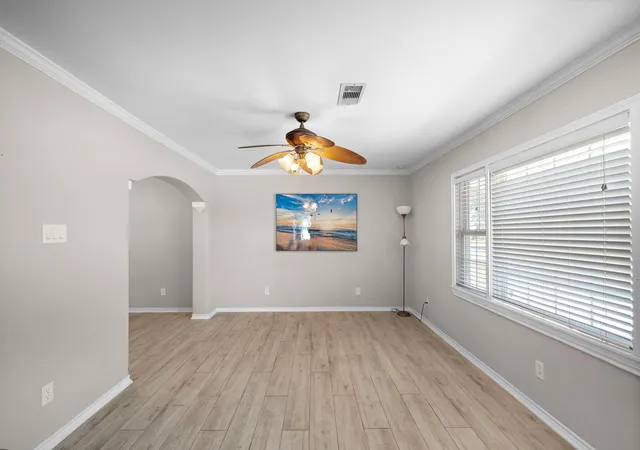 Photo 2 of Single family home for sale at 28 Manor Way, Galveston, TX 77550 | MLS# 48803682 | Listing updated on 2026-08-15