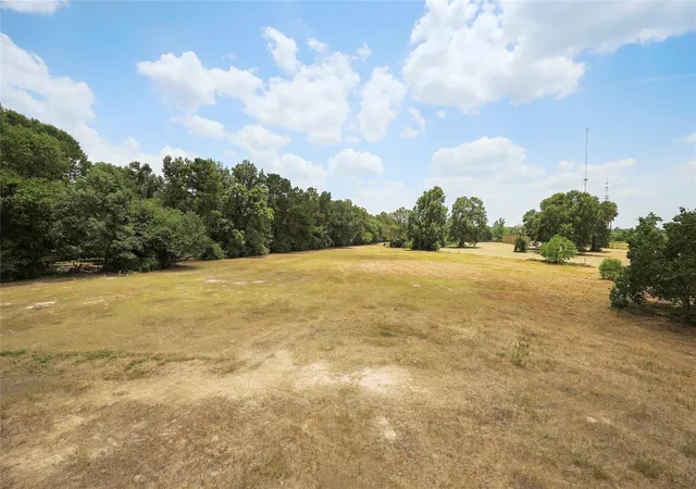 5th image of 14945 Wiggins Rd, Conroe, TX 77302 | MLS# 45435262
