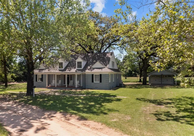2nd image of 319 N Howard St, Grapeland, TX 75844 | MLS# 42941857