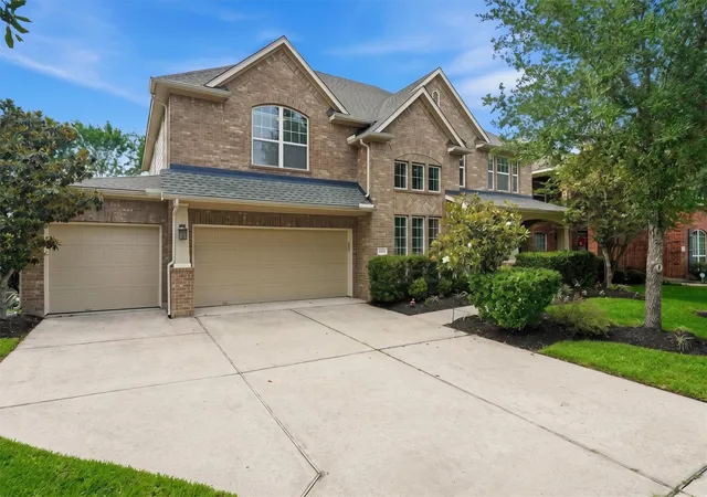 Photo 2 of Sale Pending at 13919 Alex Landing Dr, Humble, TX 77396 | MLS# 55349579 | Listing updated on 2026-09-04