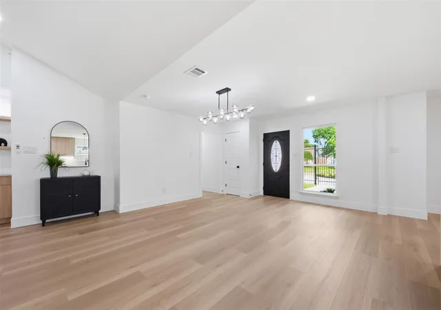 5th image of 2207 Crystal Hills Dr, Houston, TX 77077 | MLS# 45127573