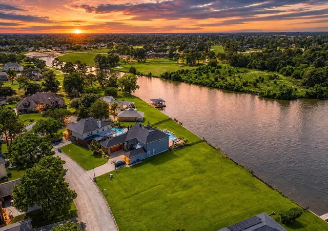 2nd image of 18821 Aquatic Dr, Humble, TX 77346 | MLS# 72288270