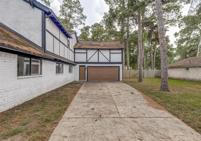 4th image of 6611 Falling Waters Dr, Spring, TX 77379 | MLS# 34087289