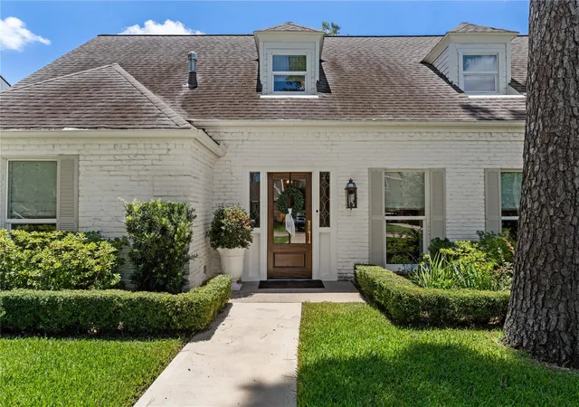 1st image of 14919 Broadgreen Dr, Houston, TX 77079 | MLS# 28861594