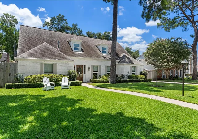 2nd image of 14919 Broadgreen Dr, Houston, TX 77079 | MLS# 28861594
