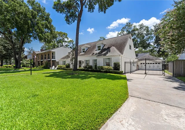 3rd image of 14919 Broadgreen Dr, Houston, TX 77079 | MLS# 28861594