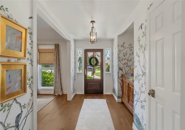 5th image of 14919 Broadgreen Dr, Houston, TX 77079 | MLS# 28861594