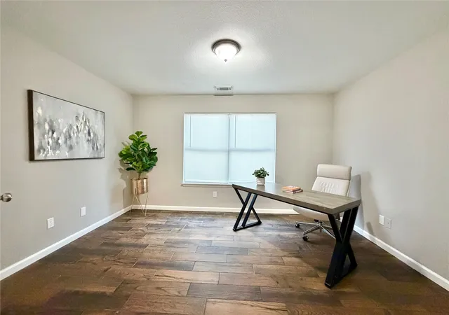 Photo 3 of Single family home for sale at 223 Remington Ridge Dr, Houston, TX 77073 | MLS# 38579969 | Listing updated on 2026-09-19